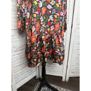 COMPANIA FANTASTICA Women's XL Satin Multicolor Floral Shift Dress Ruffle Hem thumbnail 7
