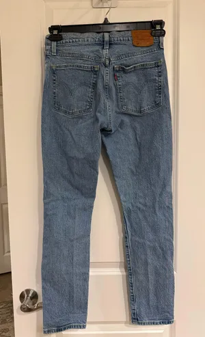 Levi’s 501 Jeans thumbnail 2