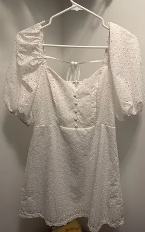 White dress thumbnail 1