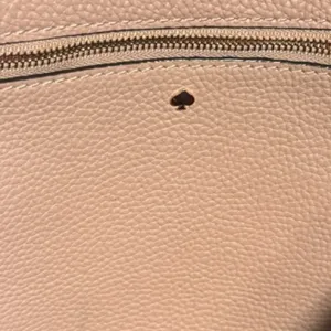 Kate Spade Thick Leather Tote Purse‎ thumbnail 5