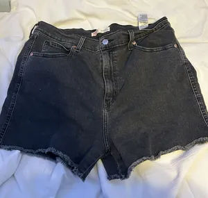 Levi Strauss High-Rise Shorts thumbnail 1