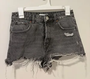 Zara Gray Jean Denim Shorts Size 2 thumbnail 1