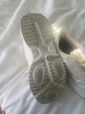 SHEIN sneakers  thumbnail 5