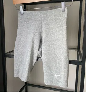 NWT Nike Tight Fit Mid Rise Biker Short thumbnail 1