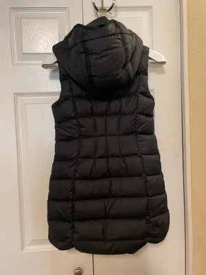 Athleta Women’s Black CYA Downieville Puffer Vest Goose Down Faux Fur Hood XXS thumbnail 4
