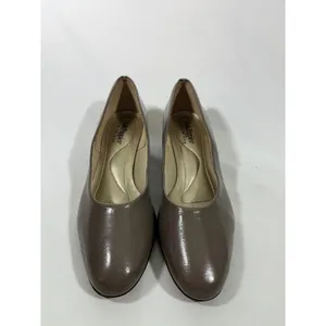 Hush Puppies Women's‎ Taupe Leather Slip On Block Heel Pumps Shoes 9M thumbnail 3