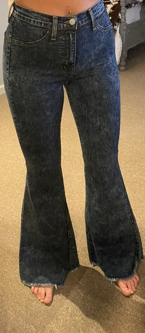 Judy Blue Boutique Acid Wash Bell Bottoms thumbnail 2
