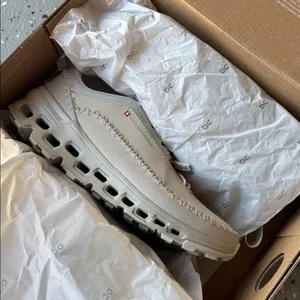 On Cloudaway 2 Sneakers Size 7.5 thumbnail 5