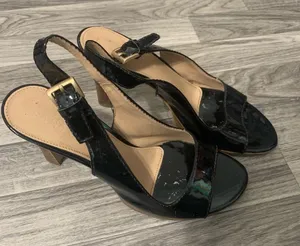 Franco Sarto Black Tan Heels; Size 9.5 Women’s thumbnail 2