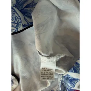Blue White Floral Pajama Set Medium Button Front Shorts Lounge Sleepwear thumbnail 9