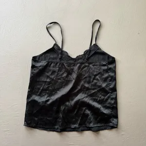 Ekouaer Satin Lace Cami Tank thumbnail 5