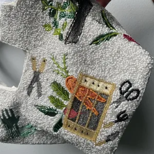 Beaded Purse Clutch Bag Made in India Vegetable Garden Cottagecore 10' x 7.5' thumbnail 16