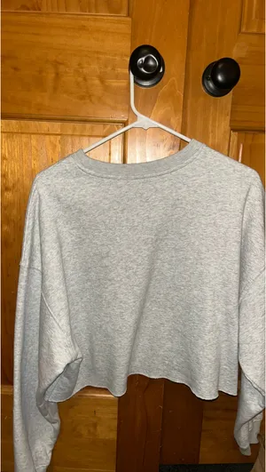 Forever 21 Crewneck Cropped thumbnail 3