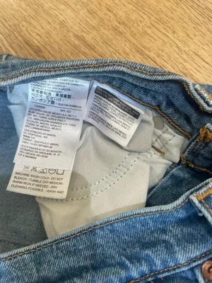 Levi’s Premium Wedgie Straight Jeans Size 25 High Rise Button Fly Distressed Knee thumbnail 4