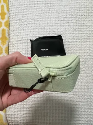 Prada beauty case  thumbnail 4