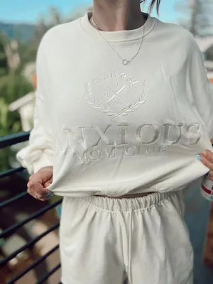 Good Morning Baby Anxious Mom Club Medium Cream Sweatshirt Shorts Lounge Set thumbnail 1