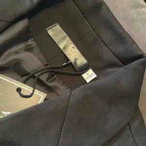 Women’s Black 2 Piece Pant Suit One Button Formal Office Wedding Size L NWT thumbnail 6