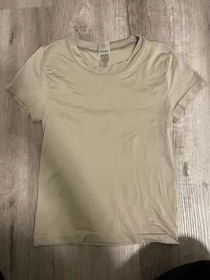 Aritzia Sunday Best Seamless T-Shirt thumbnail 3