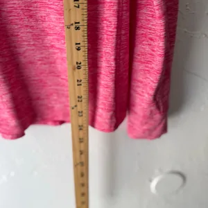Under Armour Women's Size Medium Loose Pink‎ Half Zip Heat Gear Running Top thumbnail 7