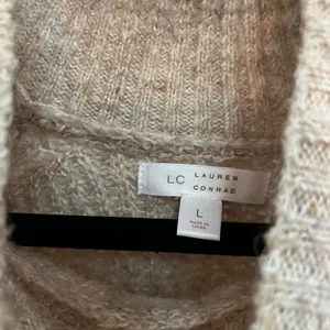 Lauren Conrad cableknit mock‎ neck sweater tan tunic size large soft lightweight thumbnail 3