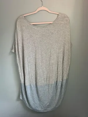 Prómesa Minimalist Tunic Soft Tee thumbnail 2