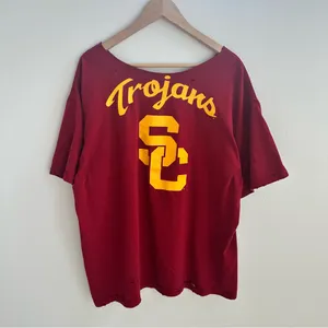 Nike SC Trojans off-the-shoulder oversized t-shirt thumbnail 6