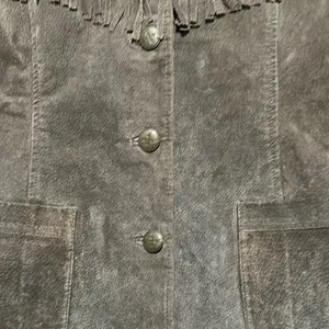 On Trend: Prana EUC 100% Leather Women's Jacket with Fringe thumbnail 5