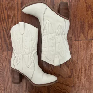 MIA Raylyn Western Boots Ivory Western Heeled Boot Size 7 Rodeo Pointed Toe thumbnail 7