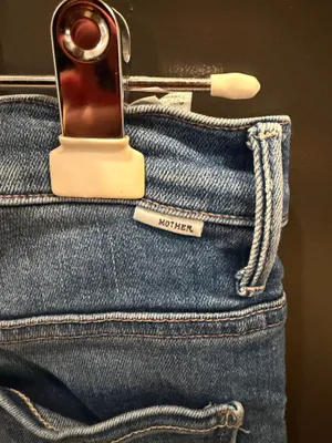 MOTHER Denim Jeans thumbnail 3