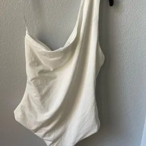 Princess Polly white body suit one shoulder ,size 10 thumbnail 1