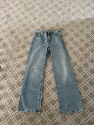 Garage Wide-Leg Denim Jeans thumbnail 1