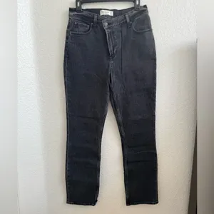 Abercrombie & Fitch Ultra High Rise 90s Straight Jean‎ 28 6 Short Black thumbnail 2