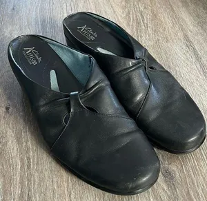 Clarks Artisan Collection Slip On Shoes Size 11 Medium thumbnail 1
