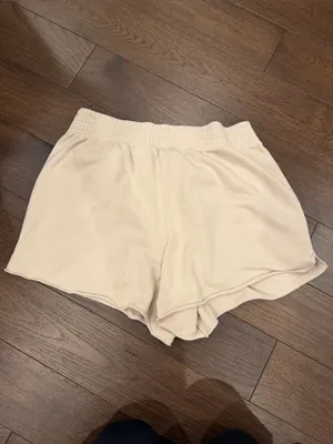 aerie Cream Lounge Shorts Size Large - C73-011 thumbnail 5