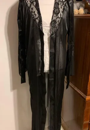 Black Lace Trim Robe Size M thumbnail 9