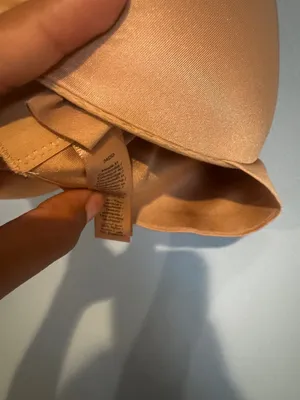 SKIMS Teardrop Bra thumbnail 3