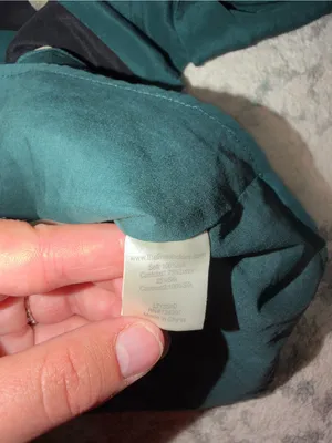 Line & Dot 100% Silk Geometric Shimmer Blouse Emerald Green XS thumbnail 7