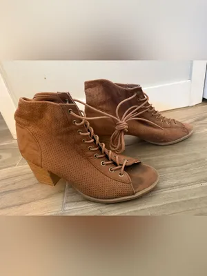 Charlotte Russe Cognac Lace-Up Peep Toe Sandals thumbnail 2