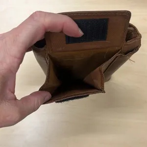 Fossil Tan Leather Clutch Wallet. thumbnail 3