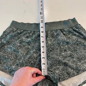 Outdoor Voices 3” Relay Short in Pebbled‎ Forest Green Size Small thumbnail 7