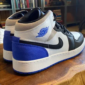 🆕 Nike Air Jordan 1 Royal Black Toe special edition thumbnail 6