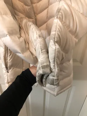 Patagonia White puffy winter jacket thumbnail 4