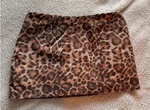 ASOS Cheetah mini skirt thumbnail 1