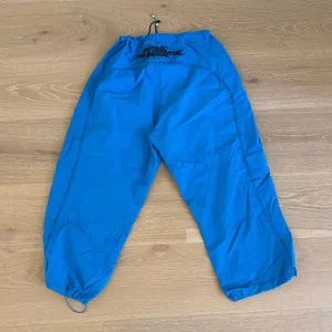 Basic Pleasure Mode Dolphin Cargo Parachute Pants Size UK 6 XS in Blue thumbnail 6