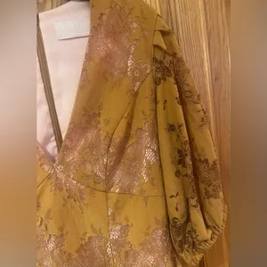 Keepsake‎ the Label Lace Overlay Mini Dress in Golden Yellow Brown Size Small thumbnail 3