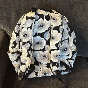 Vera Bradley Floral Black Beige and White Backpack thumbnail 8
