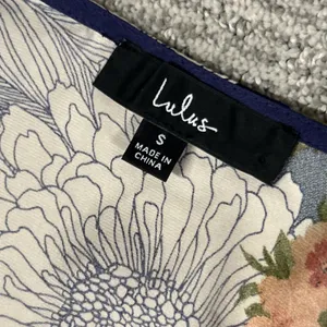 Lulus Wrap Dress Womens Small Put on a Smile Blue Floral Print Satin Maxi thumbnail 4