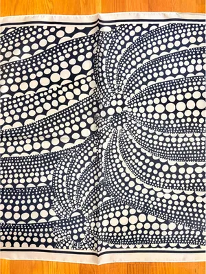 Women's Black and White Polka Dot Satin Polyester Scarf, thumbnail 3