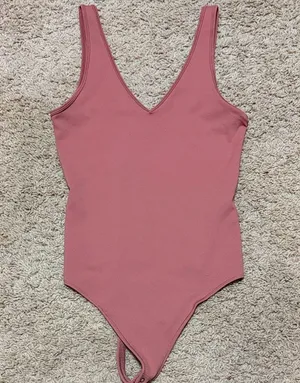 Abercrombie & Fitch Womens Soft AF Seamless V-Neck Dusty Rose Bodysuit - Medium thumbnail 1