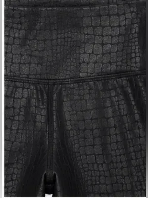Marika Black Croc Textured Leggings & Sports Bra Set – Size Medium thumbnail 4